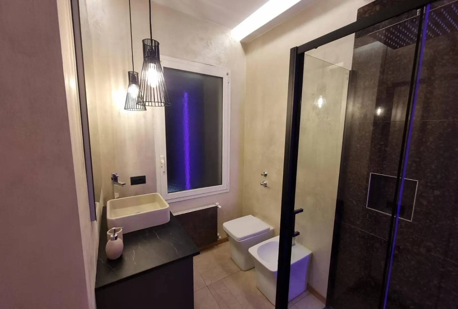 Regina Di Cuori Apartment Milan Italy