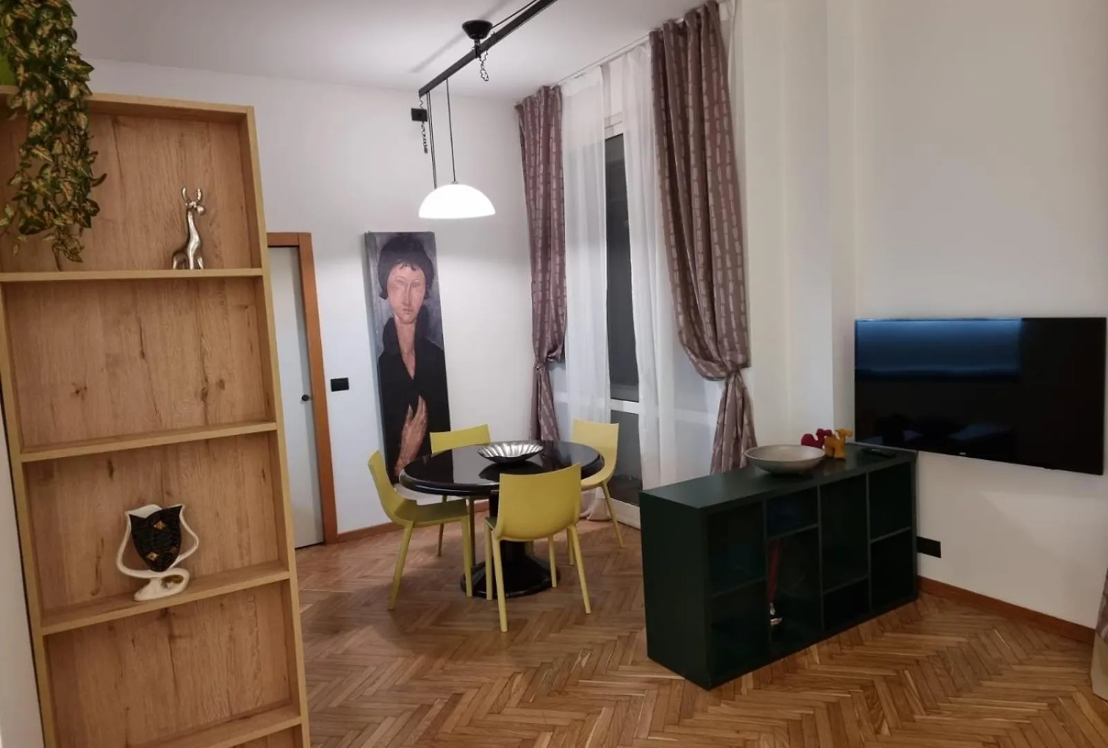 Regina Di Cuori Apartment Milan Italy